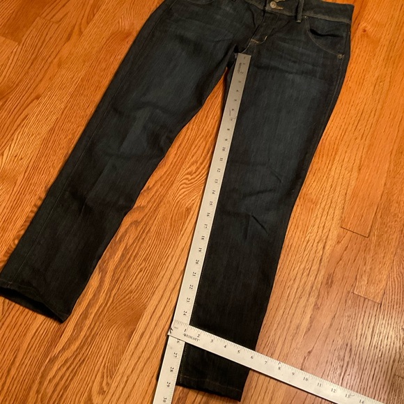 Hudson Jeans, Dark Wash, 5-Pockets, Pointed Flap & Button on Back 2, Size 28 - Picture 15 of 15